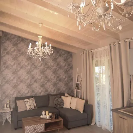Stavros Boutique Лефкада
